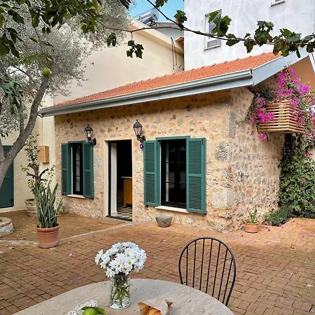 וילה Merian's House