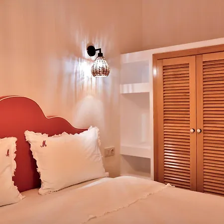 Merian's House Villa